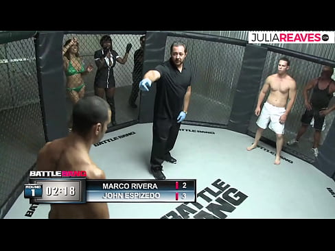 ❤️ Ultimate Fighter fikas numeron knabinon tuj post batalo en la ringo ️ Fikado ĉe ni ❤
